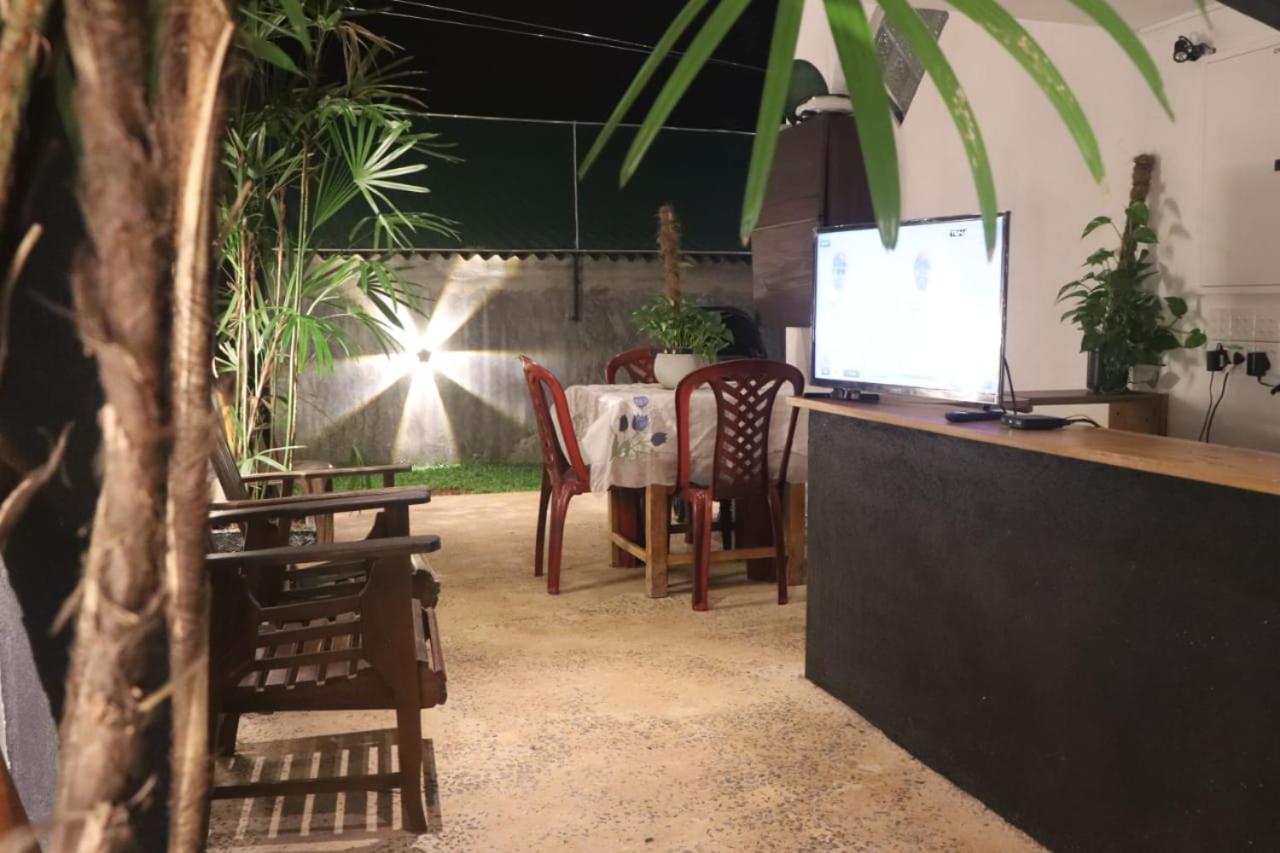 Indunil Place Hiriketiya Dikwella Ngoại thất bức ảnh