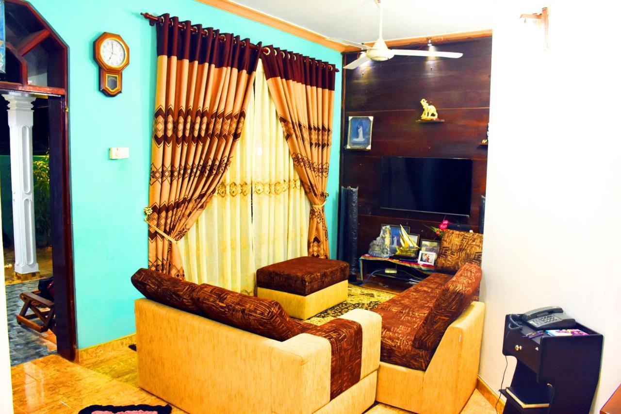 Indunil Place Hiriketiya Dikwella Ngoại thất bức ảnh