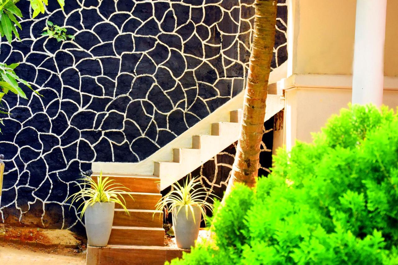 Indunil Place Hiriketiya Dikwella Ngoại thất bức ảnh