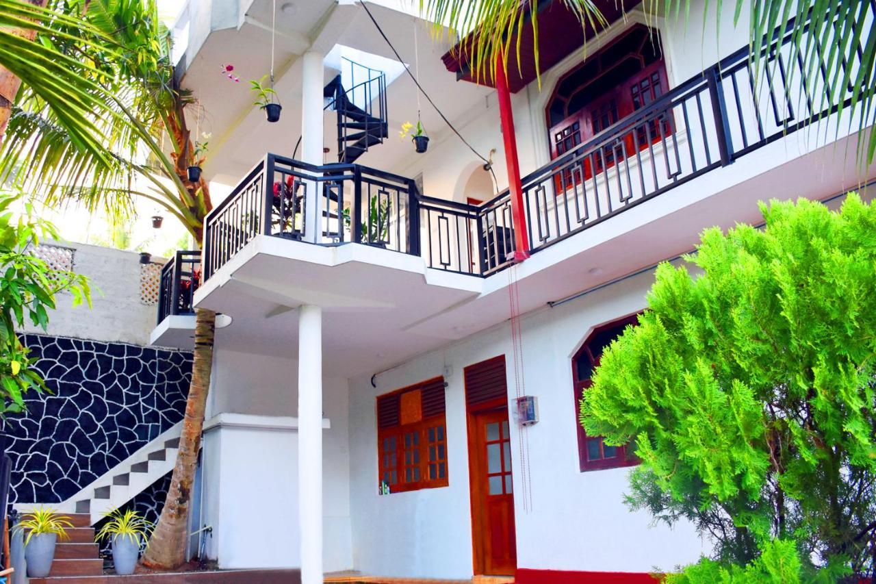 Indunil Place Hiriketiya Dikwella Ngoại thất bức ảnh